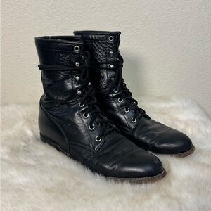 Women’s Justin Boots size 7B (standard width)